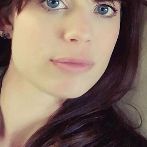 Meet your Posher, Rebecca - Picture 1 of 1